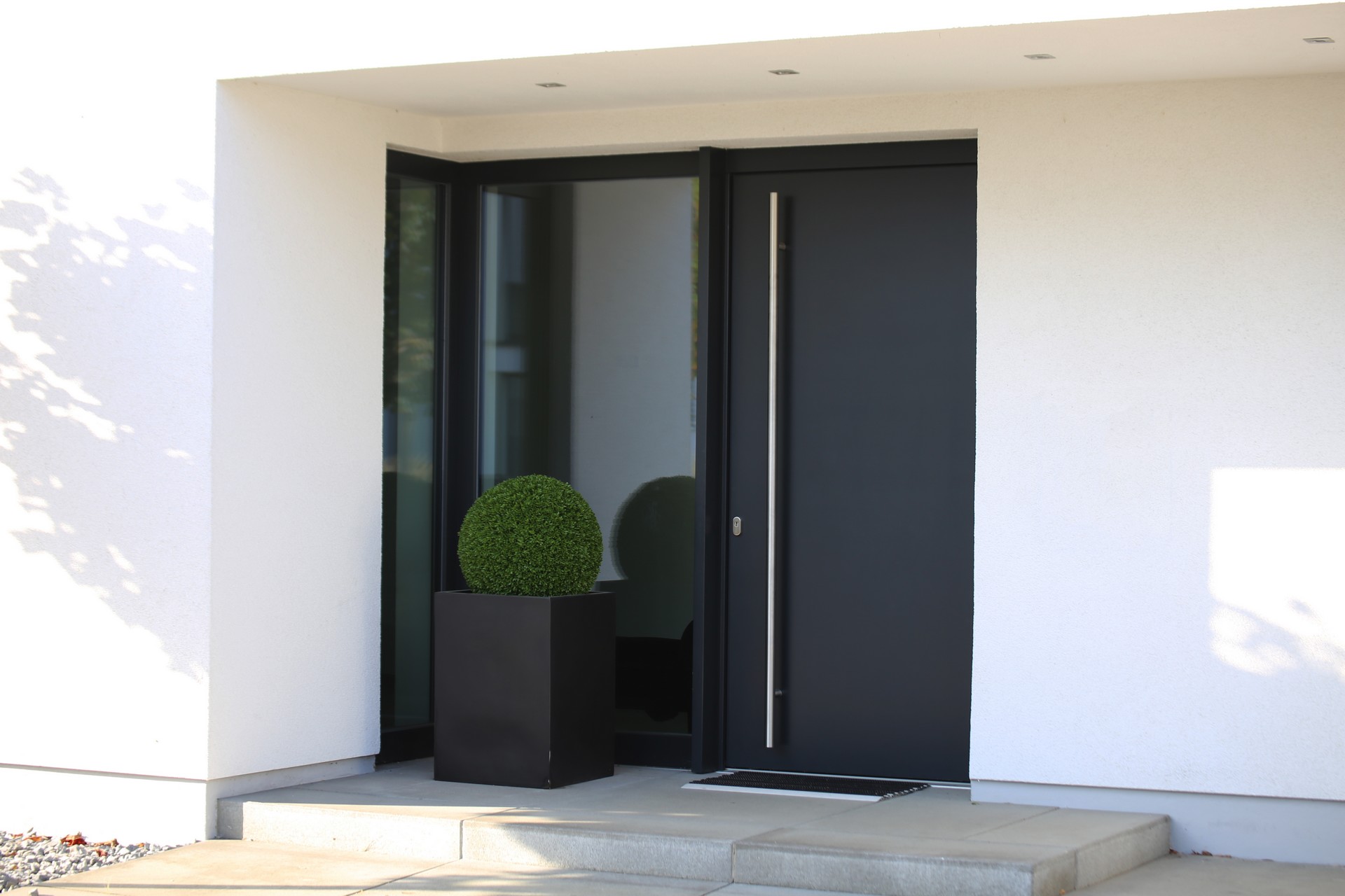FSR design door handle front door